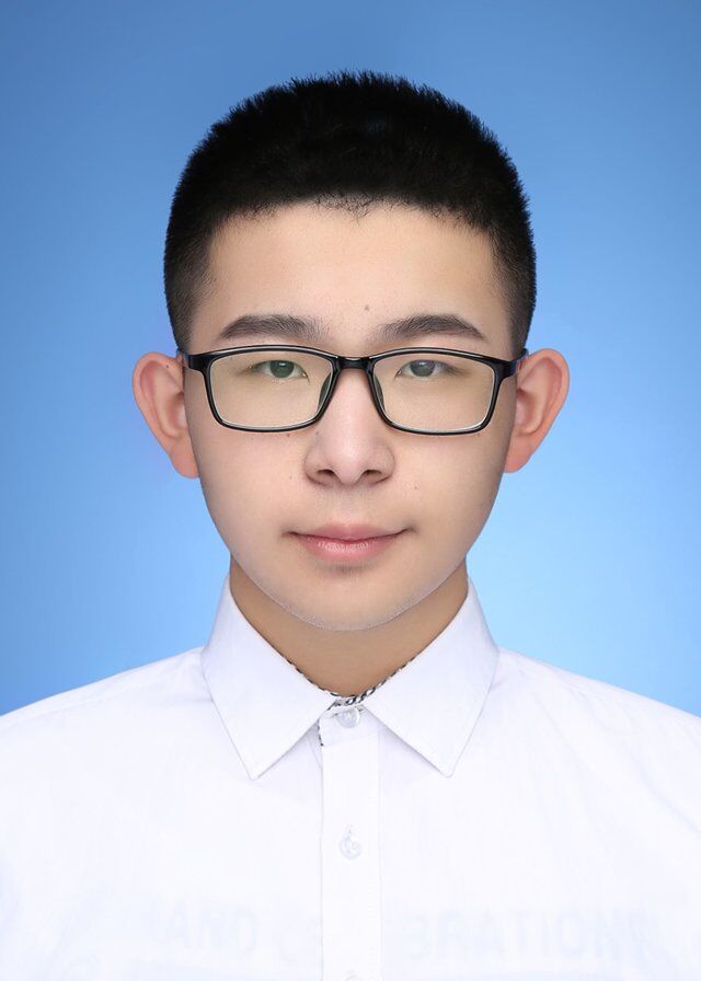 张衍鹏 英雄山中学高三4班.jpg